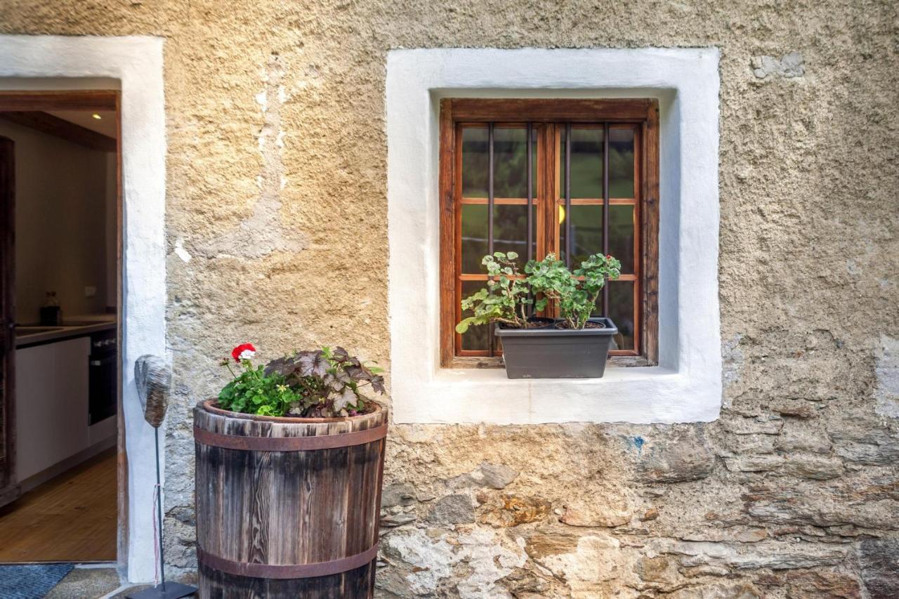 Schildhof Ebion Schildhofsuite San Leonardo in Passiria Exterior photo