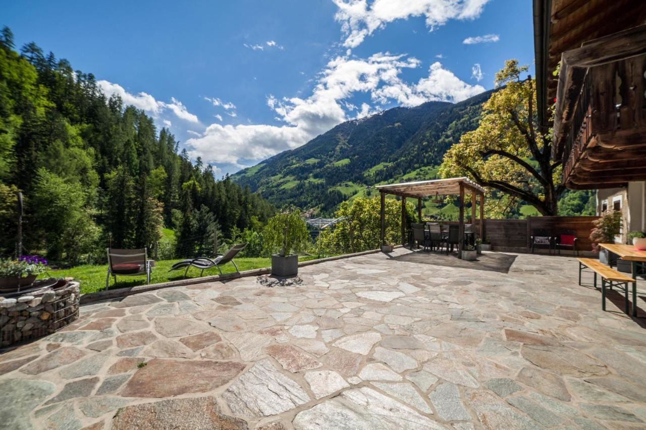 Schildhof Ebion Schildhofsuite San Leonardo in Passiria Exterior photo